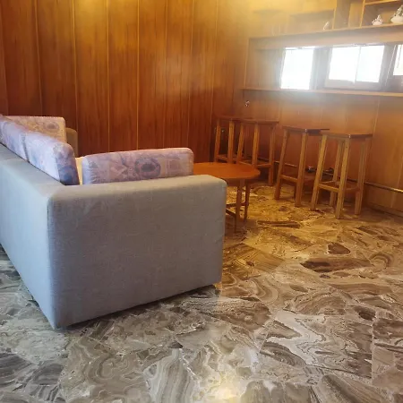 Apartment 爱心小屋 温馨如家 Piraeus